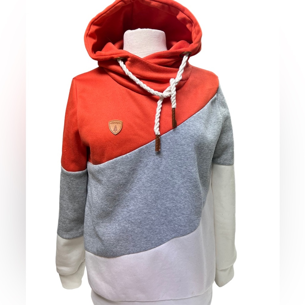 Wanakome brand womens hoodie in large inspired by New Zealand’s lifestyle cotton